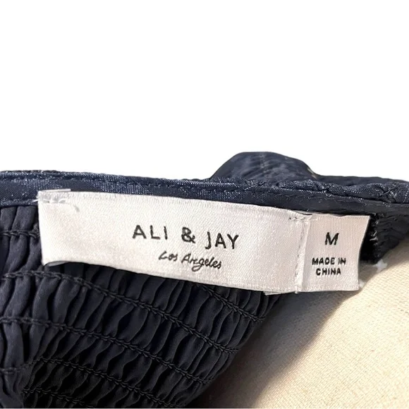 Ali & Jay Midi Dress - Picture 3 of 3